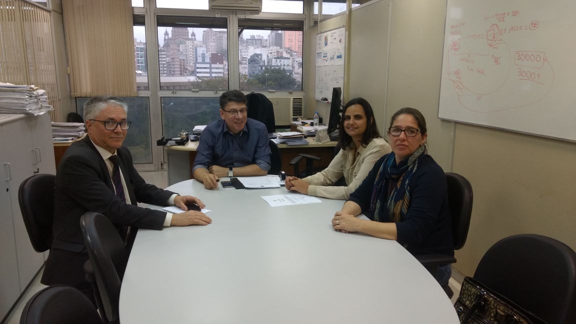 Demandas da Saúde pautam agenda da prefeita em Porto Alegre