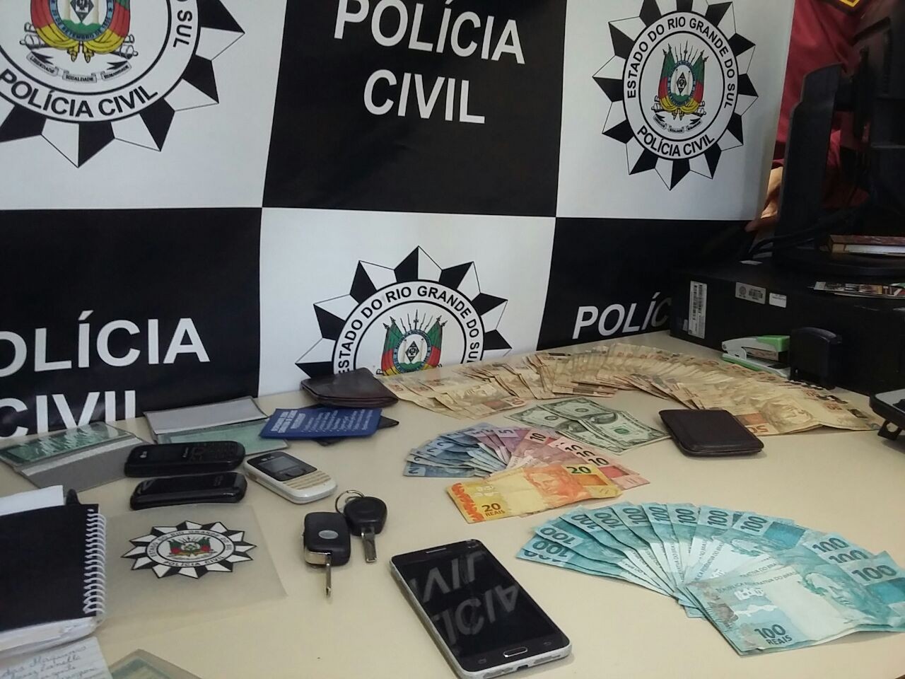 Quadrilha que aplicava golpe do bilhete premiado é presa em RG 