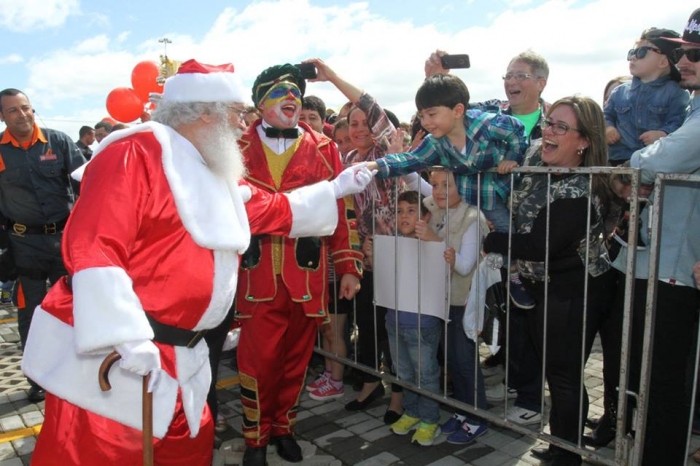 Celebrando dois anos de atividades, Partage Shopping Rio Grande promove chegada do Papai Noel