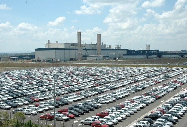 Venda de veículos novos aumenta em outubro