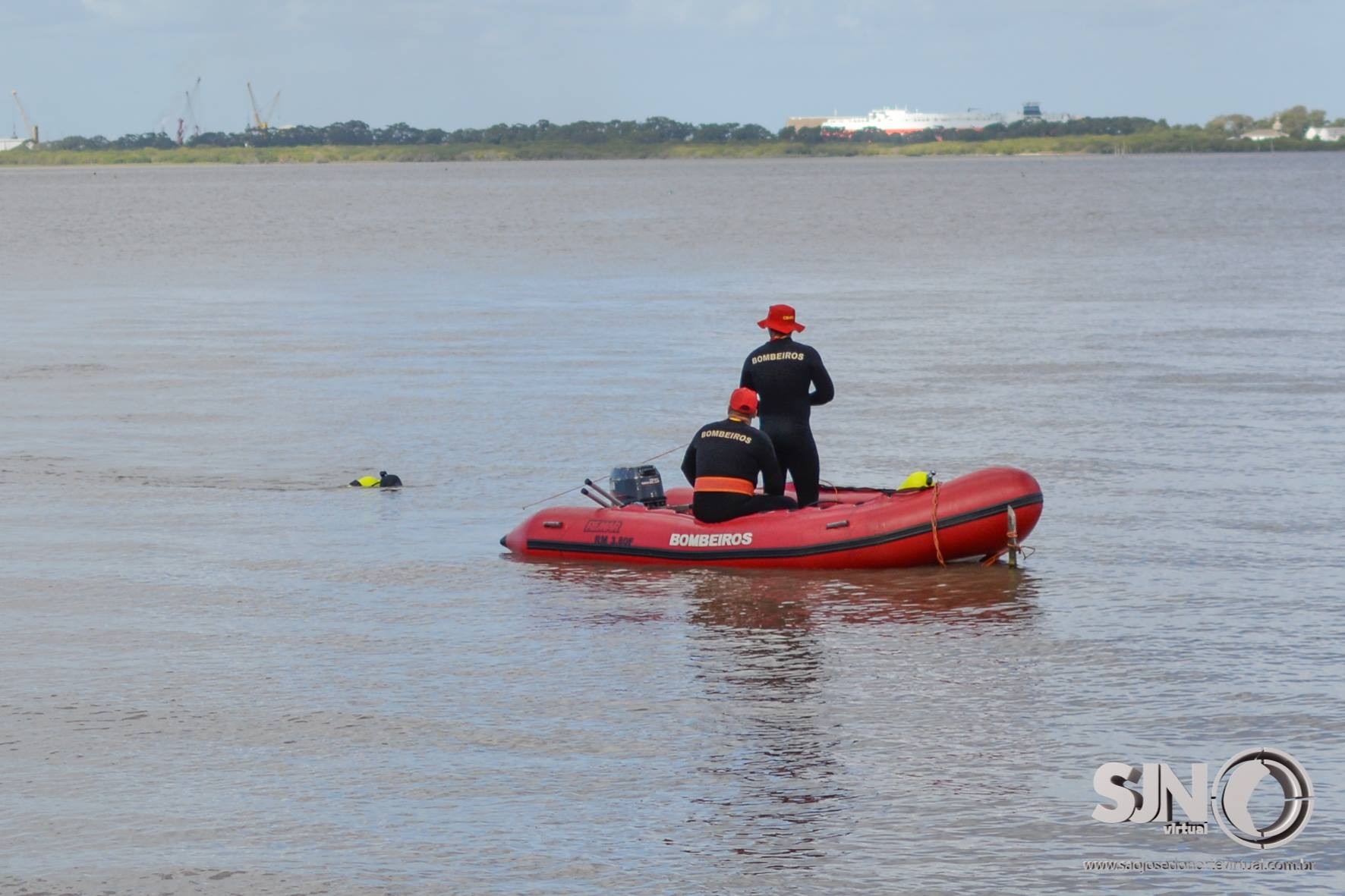 Bombeiros não tratam ocorrência como afogamento em SJN