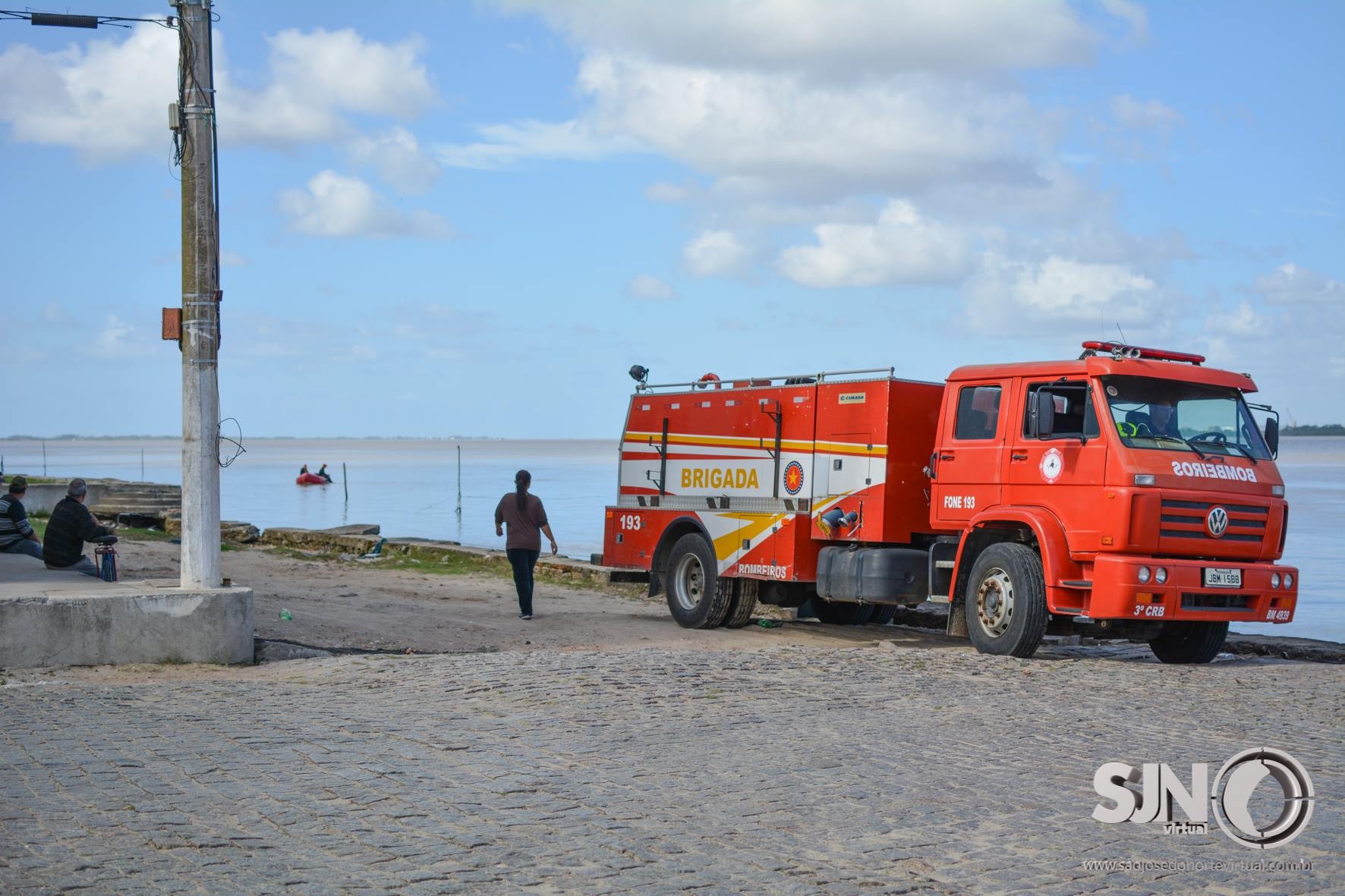 Mergulhadores encontram corpo de homem desaparecido no mar em SJN