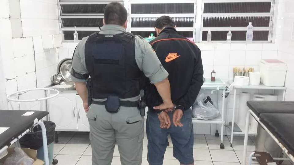 Homem armado é preso na Vila da Quinta