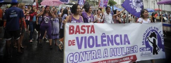 Senado muda Lei Maria da Penha e organizações pedem que Temer vete a proposta