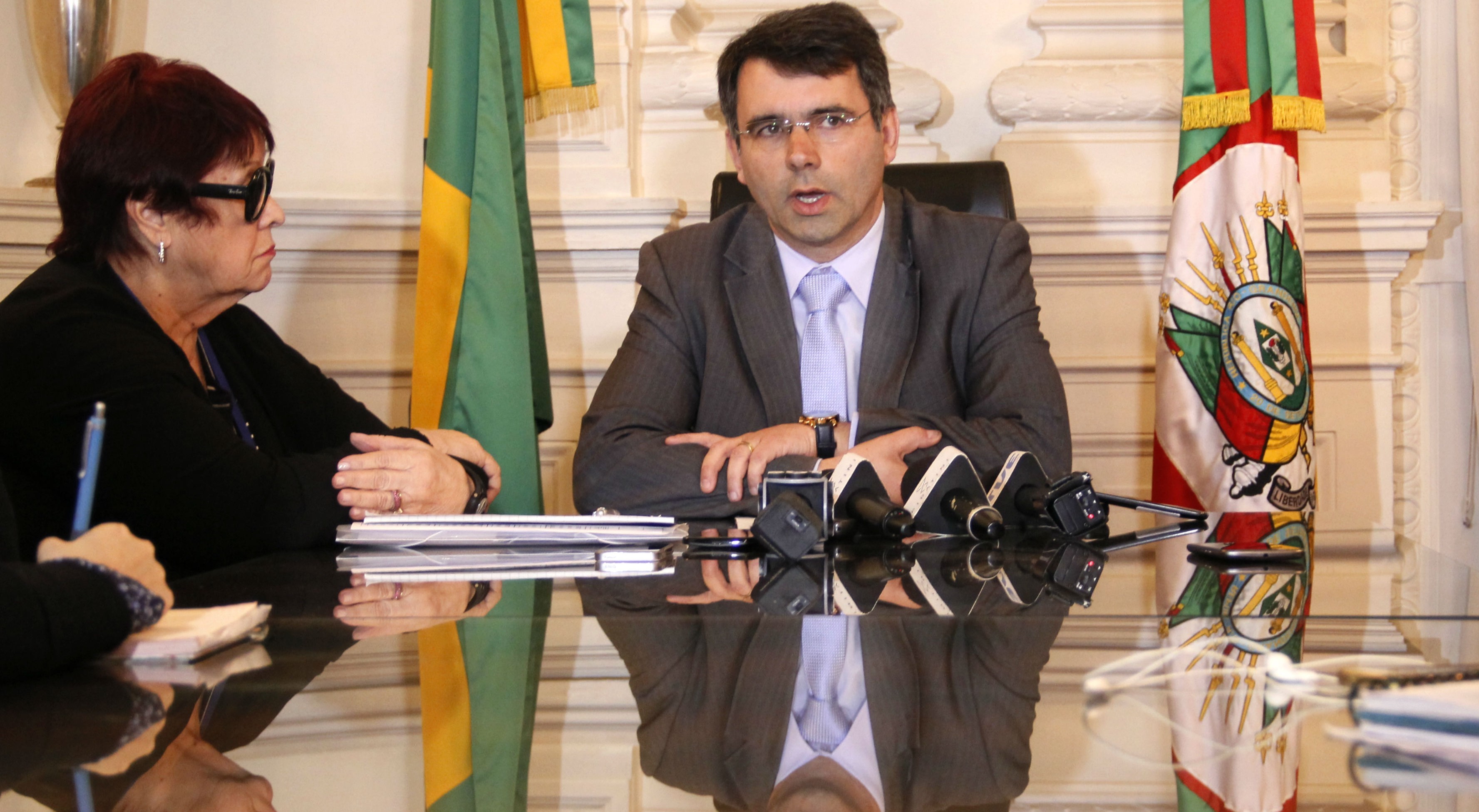 Governo considera bloqueio de CREs irresponsabilidade com alunos