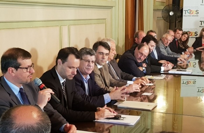 Prefeito participa de audiência sobre a UTE Rio Grande no Palácio Piratini