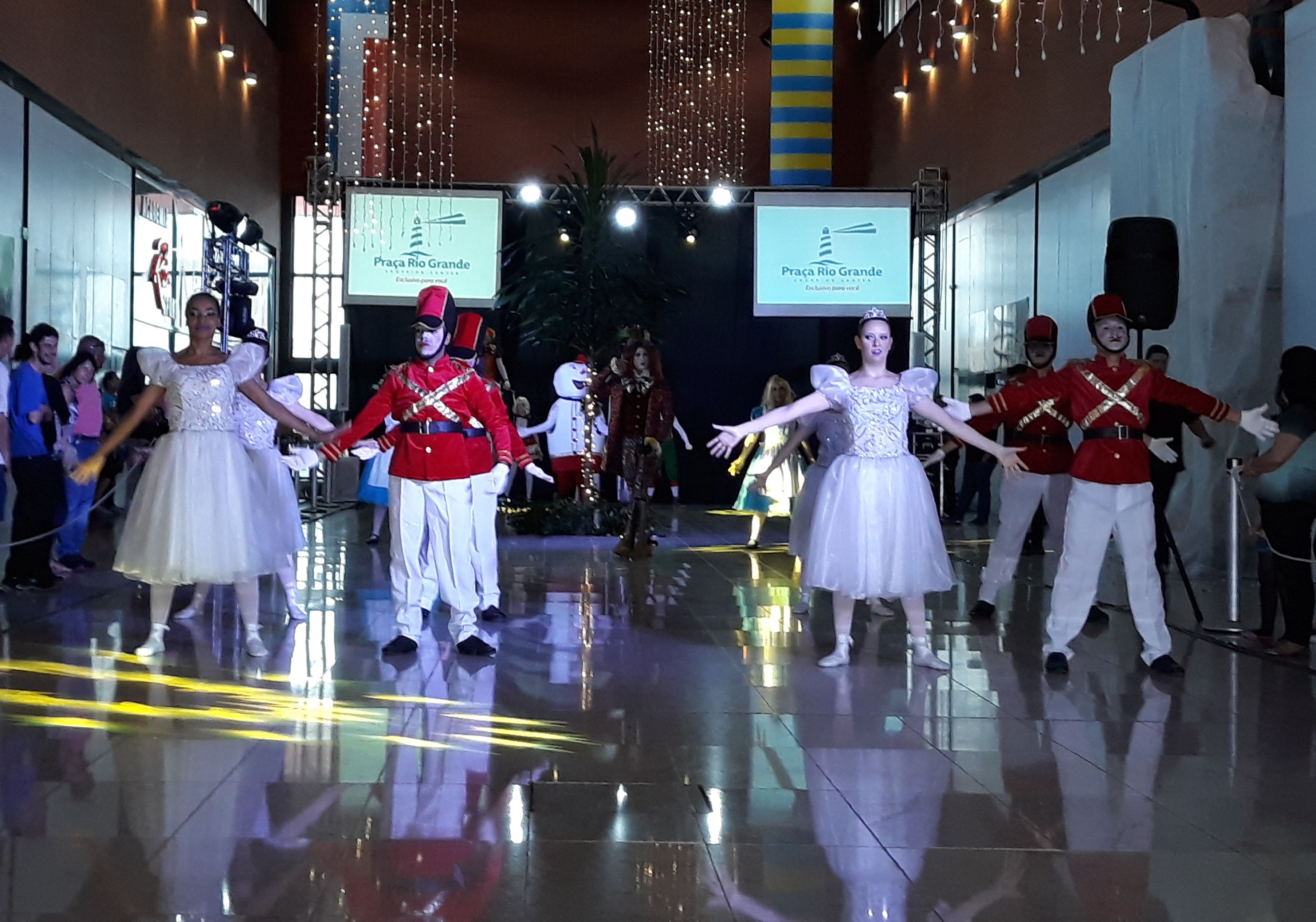 Última Parada de Natal acontece nesta quarta-feira no Praça Shopping