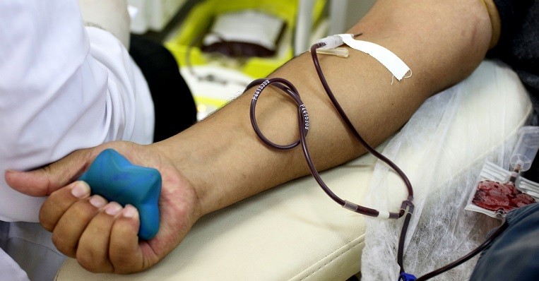 Uma doação de sangue pode salvar até quatro vidas