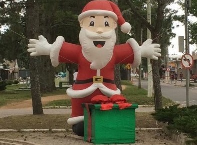 Avenida Rio Grande ganha decoração de Natal