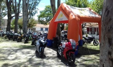 Moto Acampamento reúne motociclistas da região e do Uruguai: moto casamento será celebrado no evento
