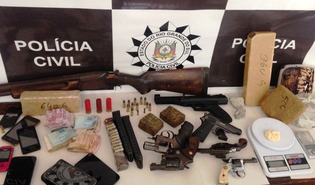 Drogas, dinheiro e munição foram algumas das apreensões durante operação em RG
