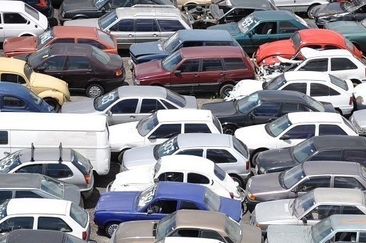 Leilões do Detran-RS ofertam mais de 1,7 mil veículos e sucatas em fevereiro
