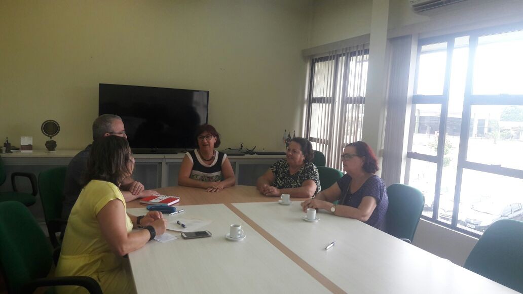 FURG e 18ª CRE debatem matrículas universitárias de alunos da rede estadual