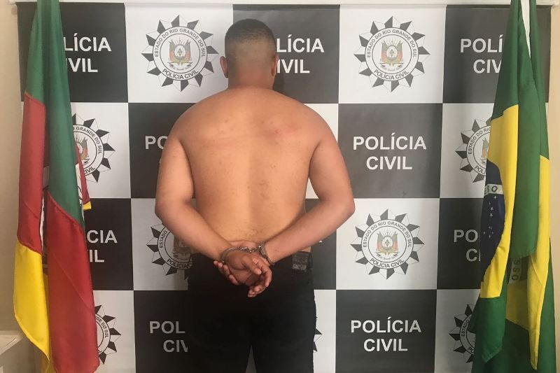 Polícia Civil prende em Rio Grande foragido de roubo a transporte coletivo