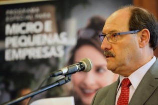 Banrisul lança linha de crédito de R$ 1,5 bilhão para micros e pequenas empresas