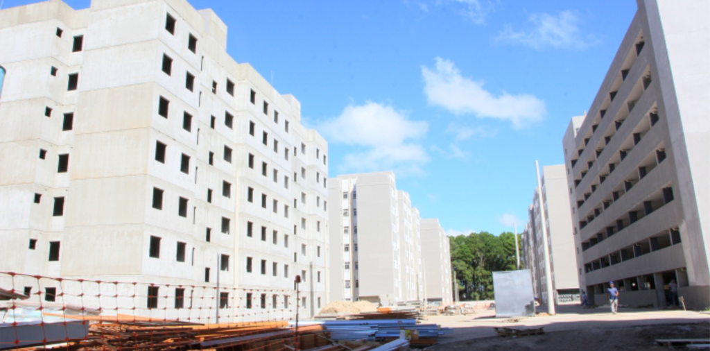 Prefeito realiza visita técnica às obras do Loteamento Bragança