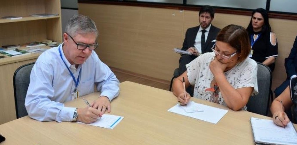 Cpers se reúne com secretário estadual de Educação para cobrar déficits