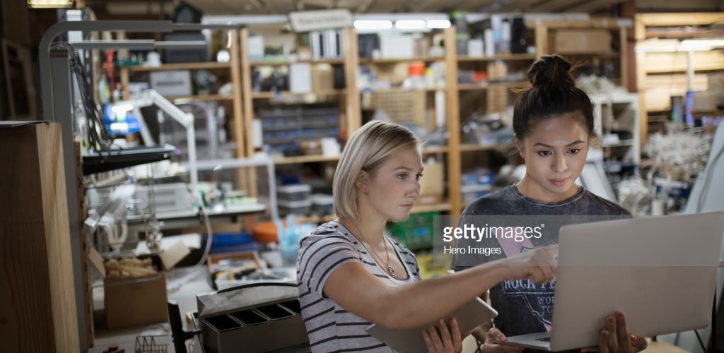 IBGE: mulheres ganham menos que homens mesmo sendo maioria com ensino superior