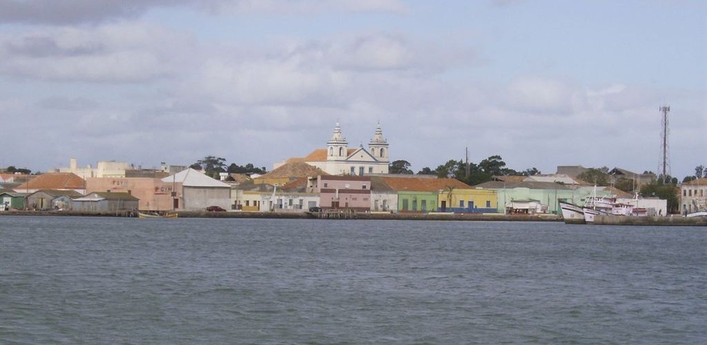 Buscas por pescador são suspensas em SJN