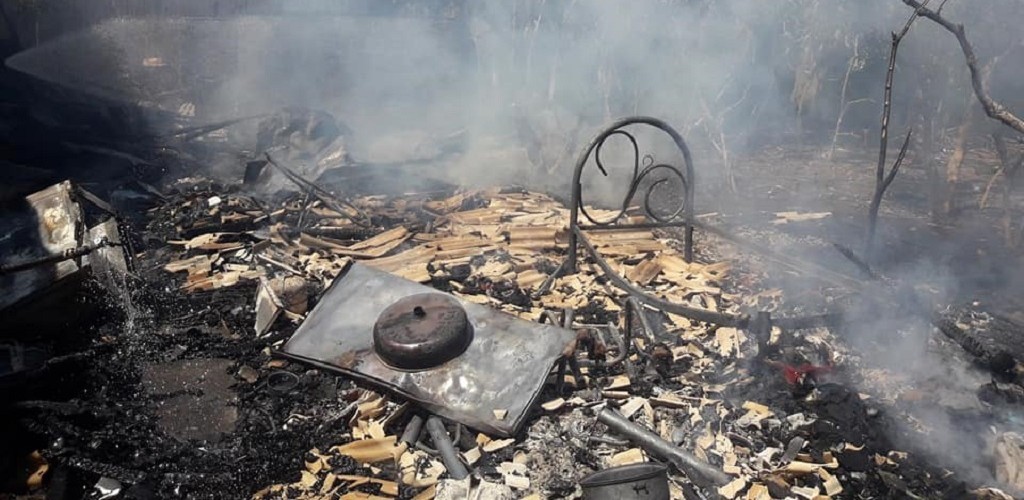 Incêndio atinge casas no bairro São Miguel