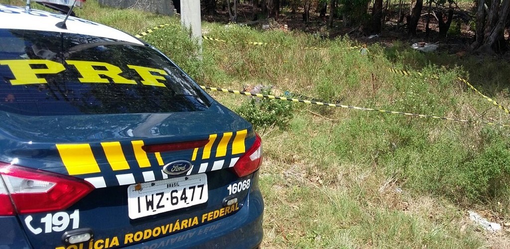 Jovem é encontrado morto às margens da BR 392