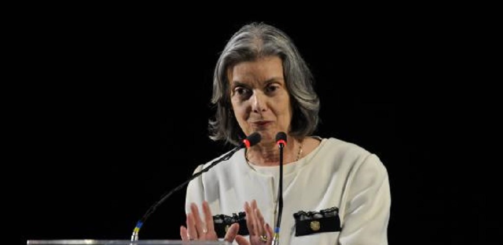 Com viagem de Temer, Cármen Lúcia assume a Presidência da República