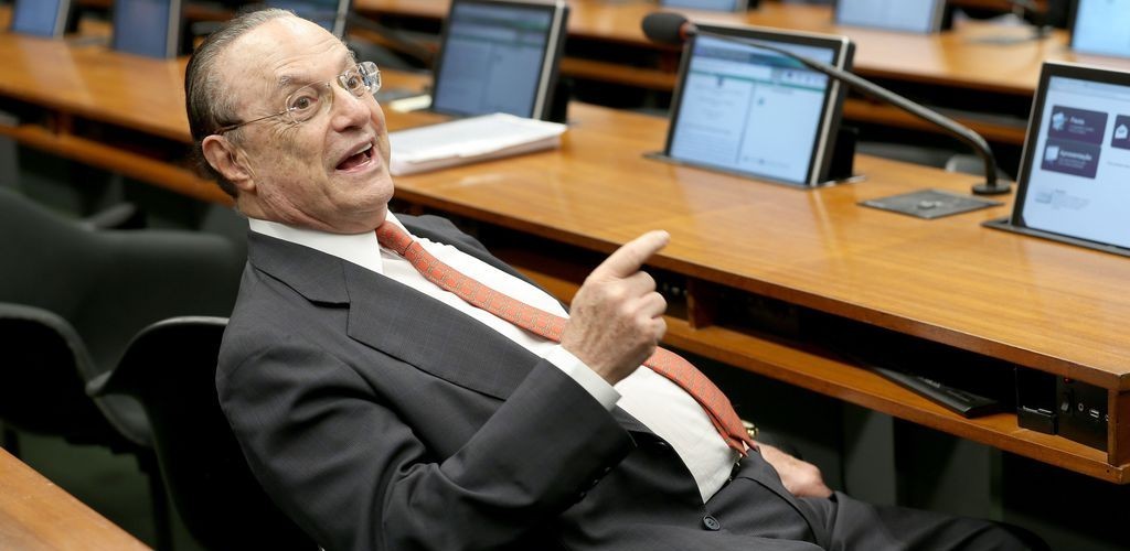 STF nega recurso de Maluf para recorrer de condenação em liberdade