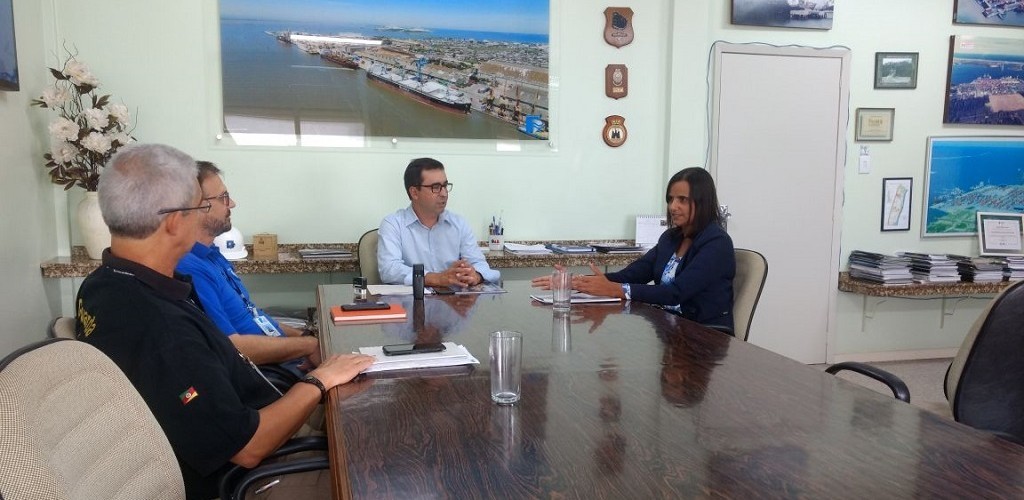 Executivo nortense e Suprg assinam termo para estender o fornecimento de água até a Quinta Secção da Barra