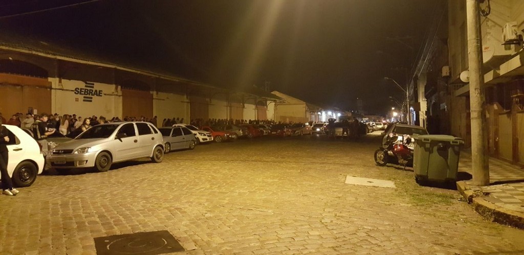 Operação prende três e apreende drogas na Rua Riachuelo