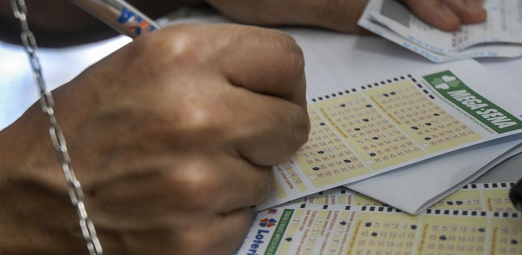 Mega-Sena deverá pagar hoje R$ 22 milhões a quem acertar as seis dezenas