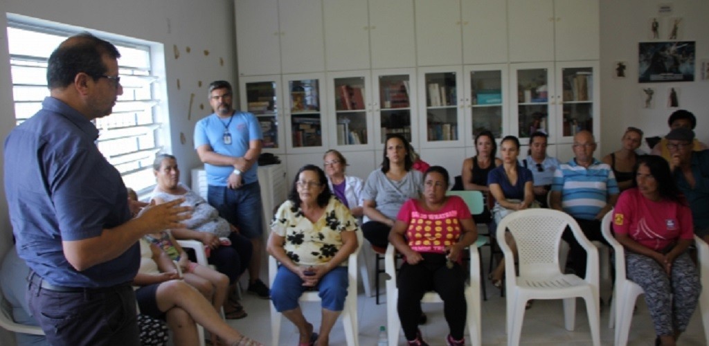Prefeito vai aos bairros ouvir comunidade e apresentar ações do programa "Rio Grande ComVida"