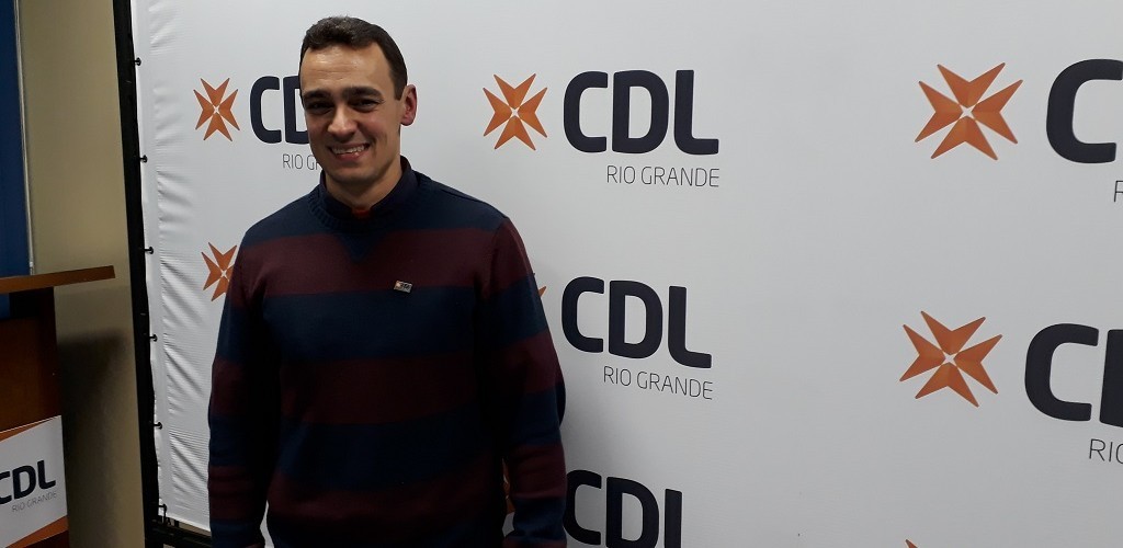 Igor Klinger é eleito como novo presidente da CDL