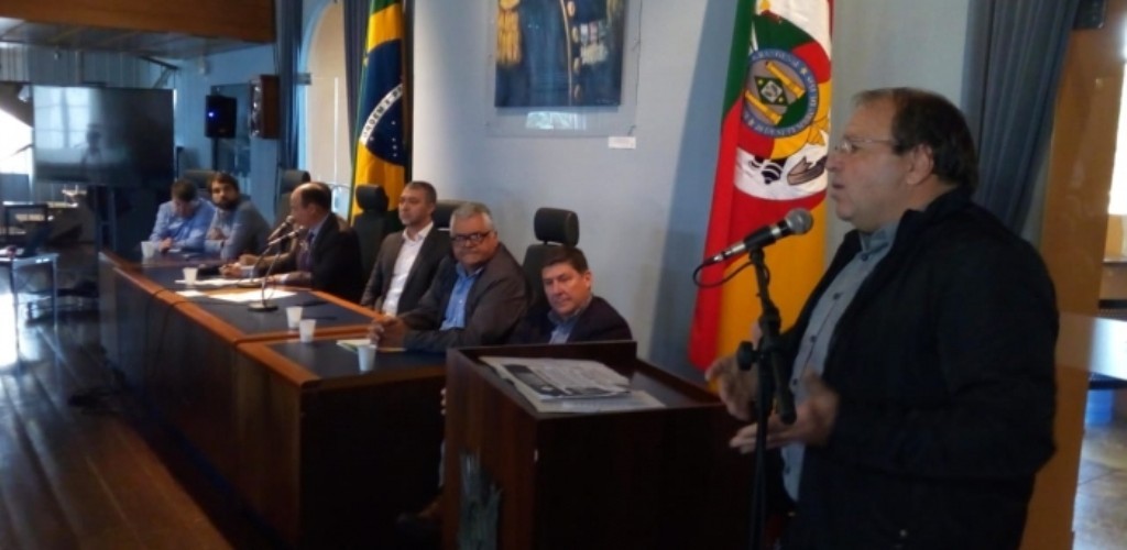 Audiência da Frente Parlamentar defende setor pesqueiro