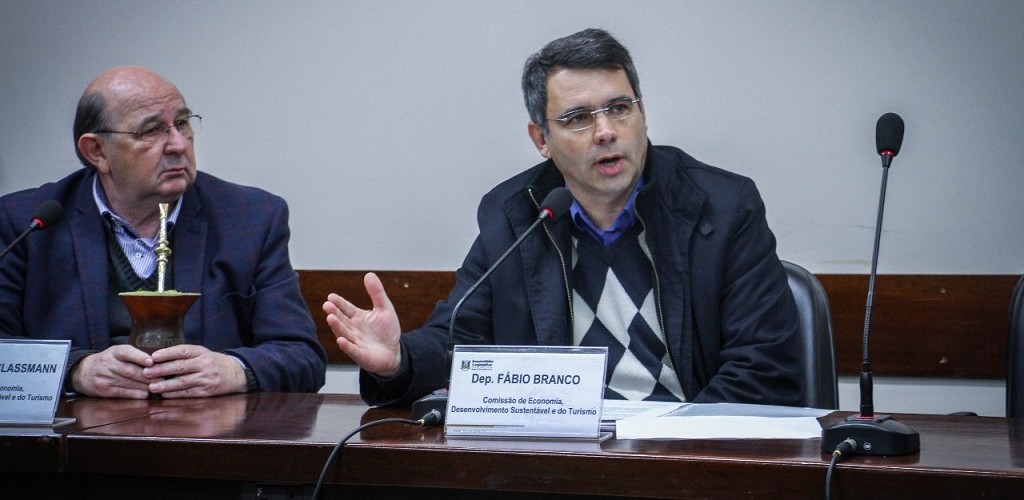 Audiência pública irá debater seguro defeso e financiamento para pescadores sem registro