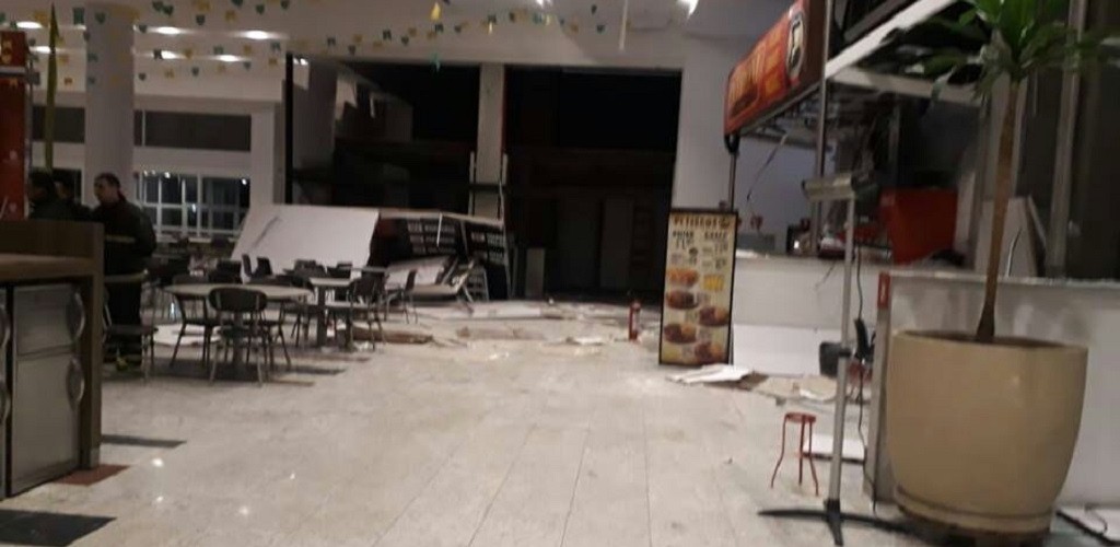 Princípio de incêndio assusta clientes, lojistas e funcionários do Partage Shopping