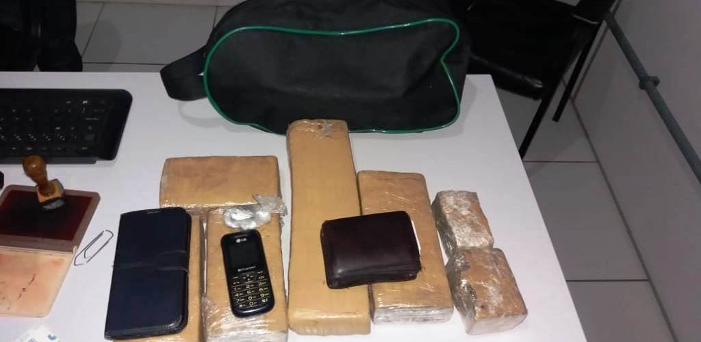 Homem é preso por tráfico de drogas 