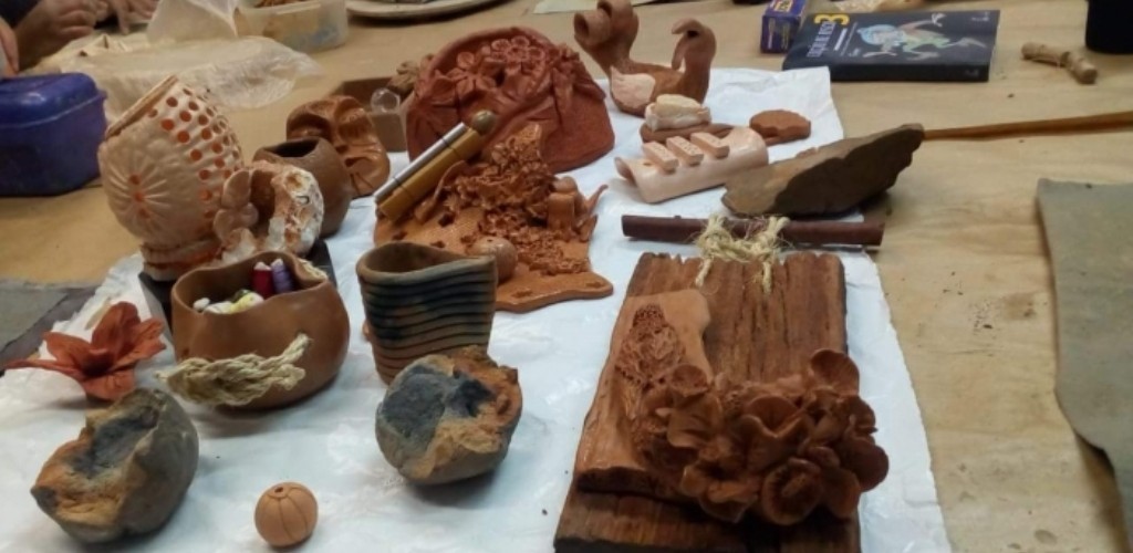 Exposição apresenta trabalhos do Atelier Livre do Mercado