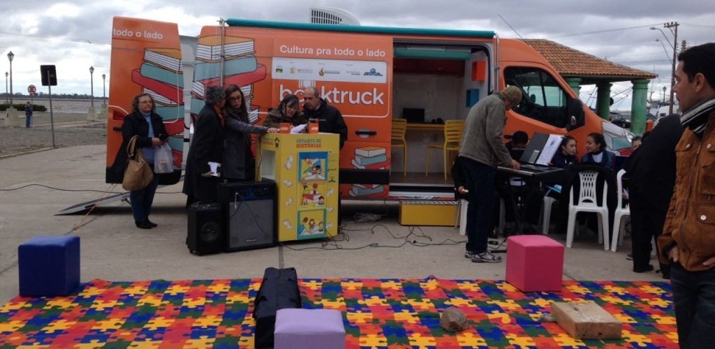 Inaugurado Book Truck para incentivar atividades culturais