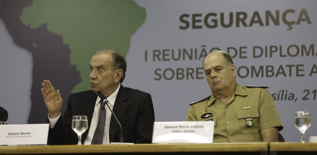 Ministro: medida de Trump que separa pais e filhos imigrantes é cruel