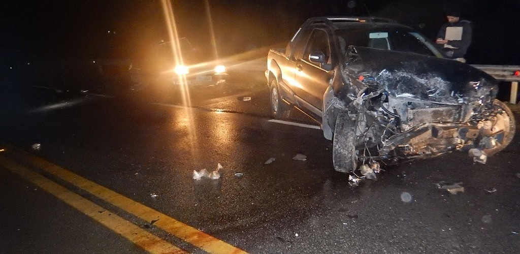Um pessoa morre e quatro ficam feridas em acidente na BR 392, em Canguçu