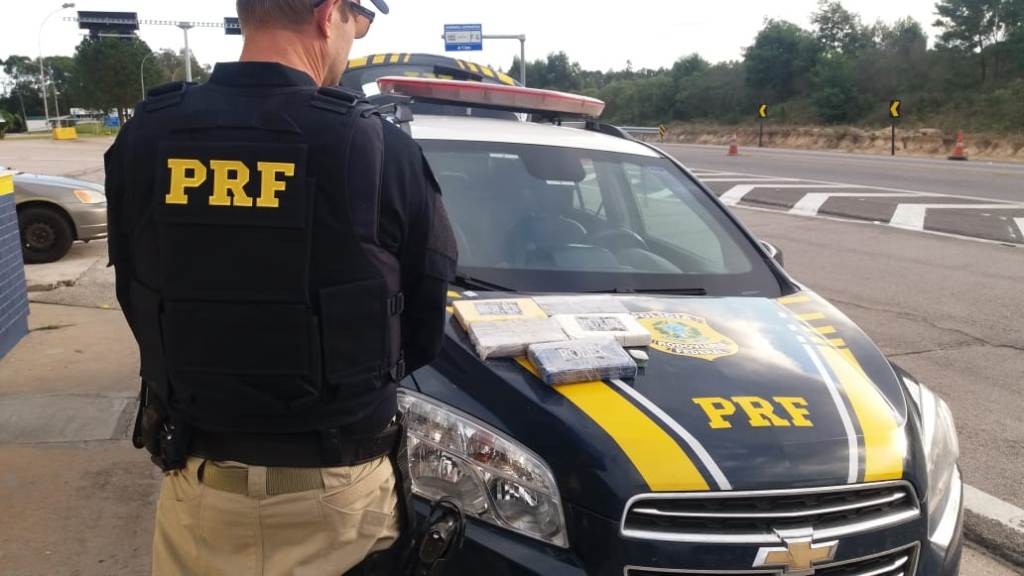 PRF prende casal de traficantes em Pelotas
