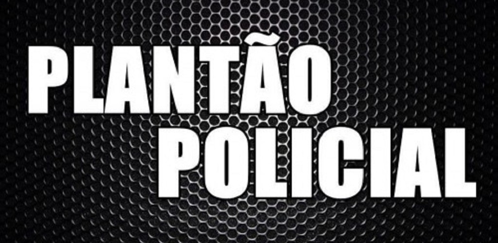 Casa fica parcialmente destruída em incêndio, no bairro Castelo Branco