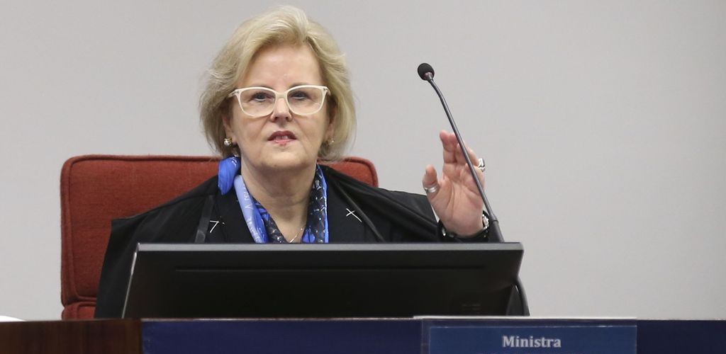 Rosa Weber toma posse na presidência do TSE