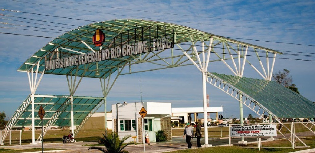 FURG oficializa acordo com universidade canadense