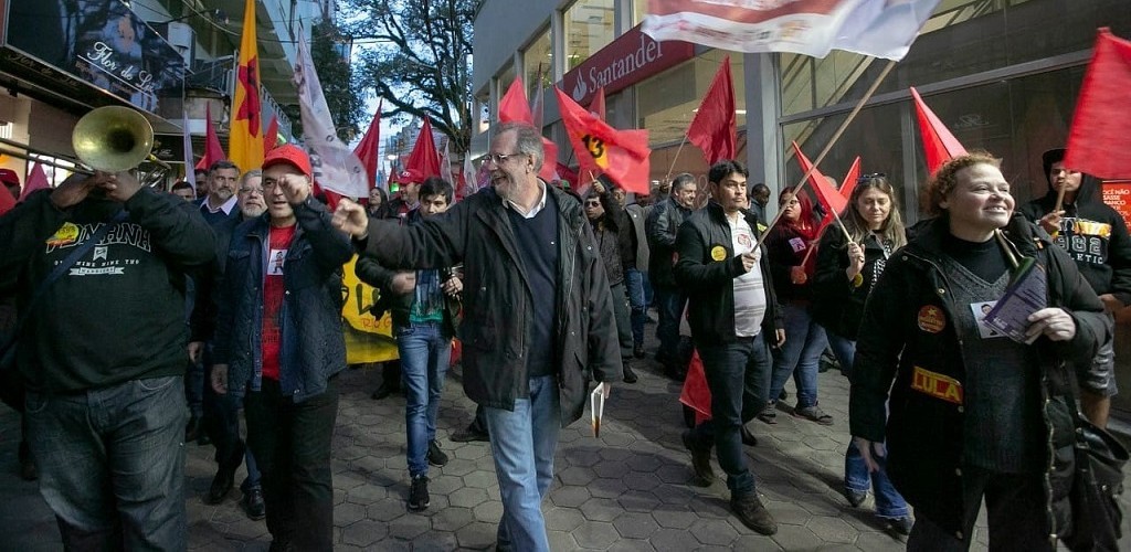 Miguel Rossetto cumpriu agenda em Rio Grande nesta quinta-feira