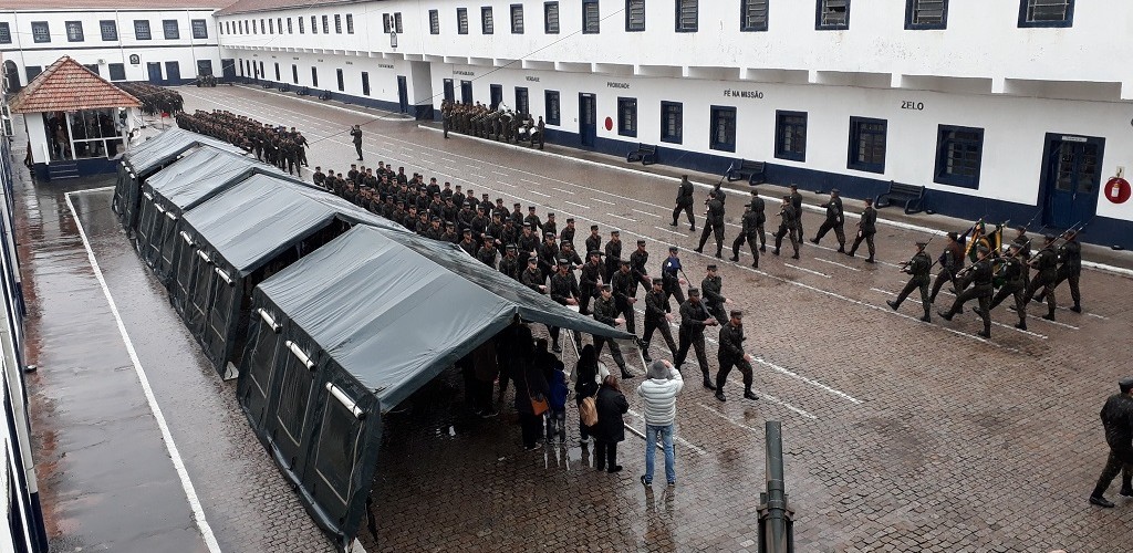 6º GAC celebra o Dia do Soldado com solenidade especial