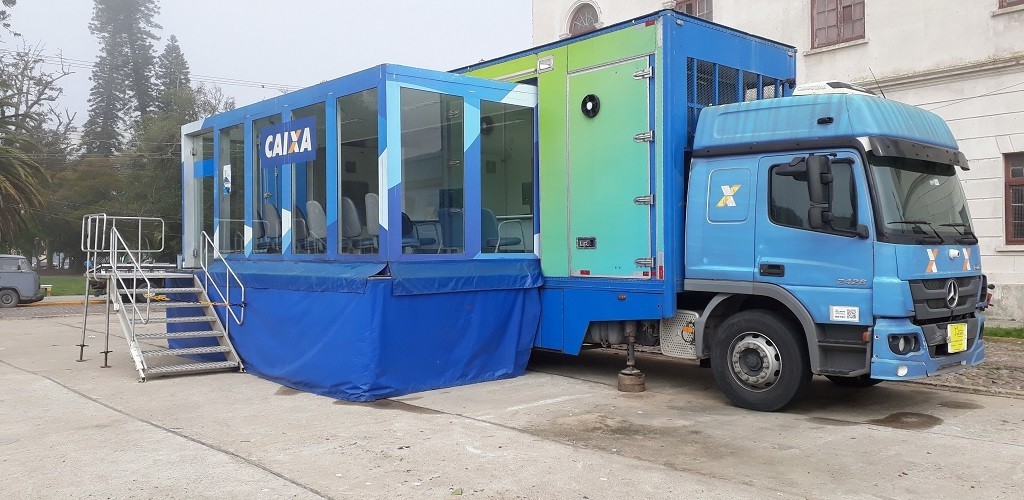 Caminhão Quita Fácil Caixa fica em Rio Grande até o dia 11