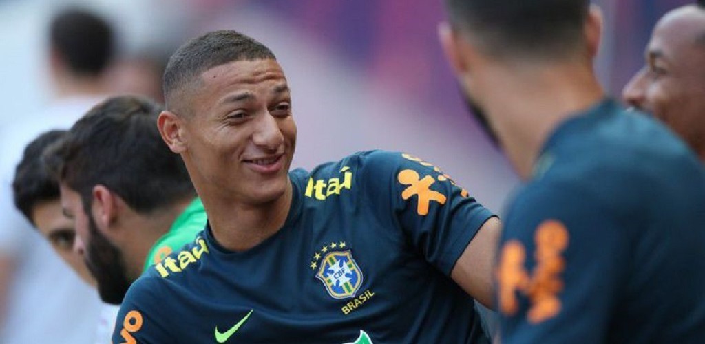 Seleção Brasileira faz contra os EUA o seu primeiro jogo após a Copa