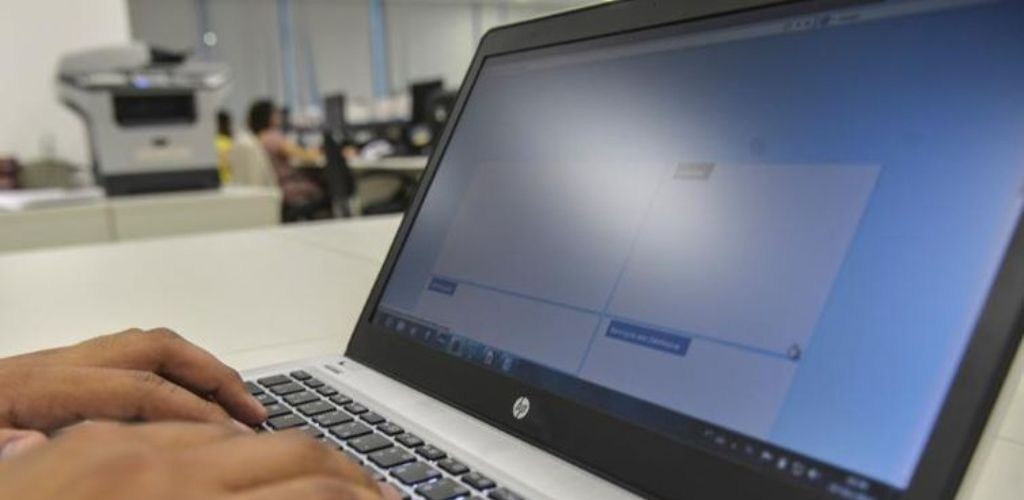 Relatório aponta manipulação em redes sociais em 48 países