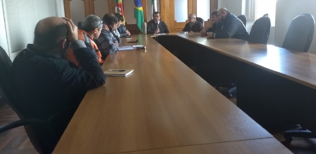 Executivo promove cronograma de ações para minimizar os impactos causados pelas chuvas